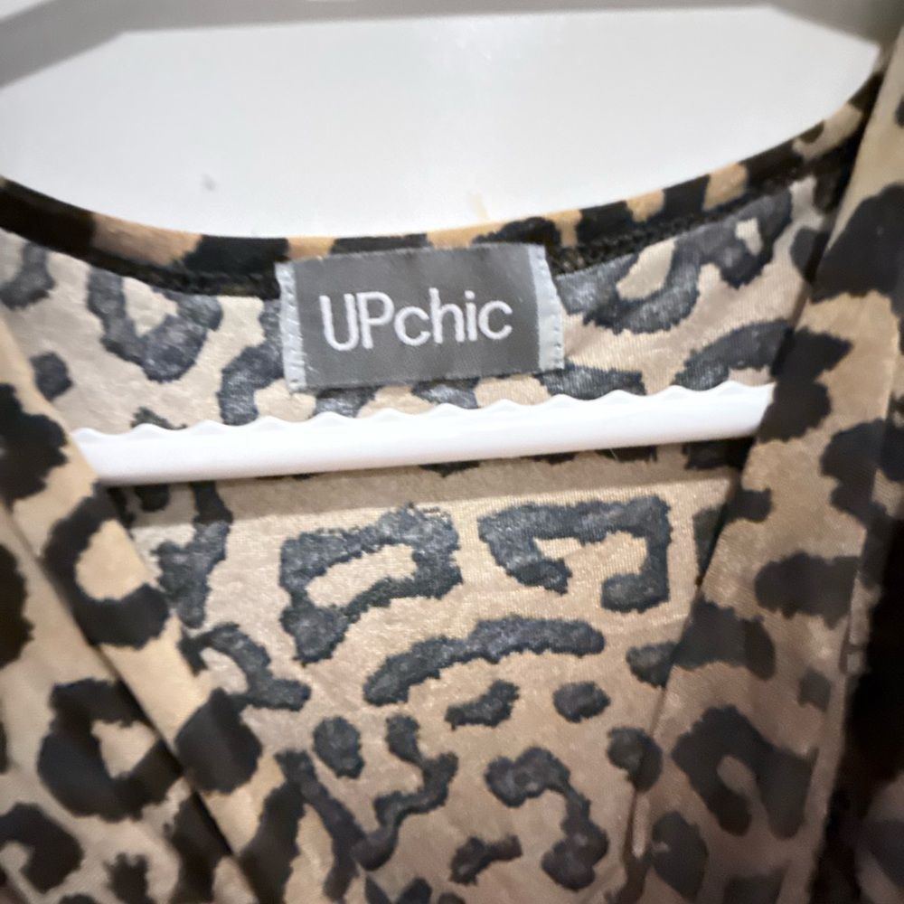 UPchic Leopard Print Sleeveless Drape Neck Top - Brown & Black - Picture 4 of 5